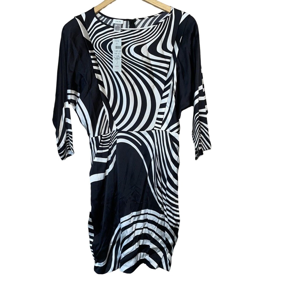 NWT Vintage Cache Silk Blend Sheath Dress Womens 2‎ Black White Wavy Design